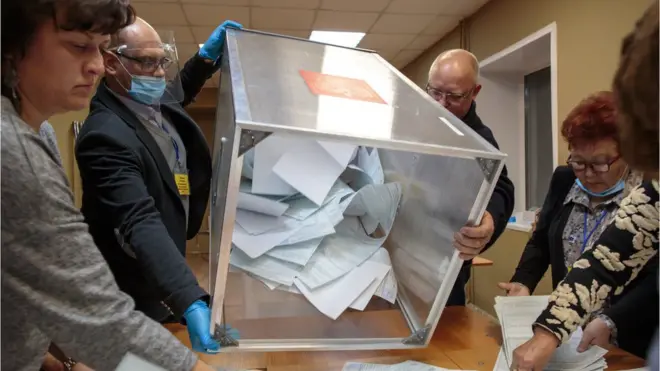 Трехдневное голосование увеличило явку на выборах. Местами очень сильно