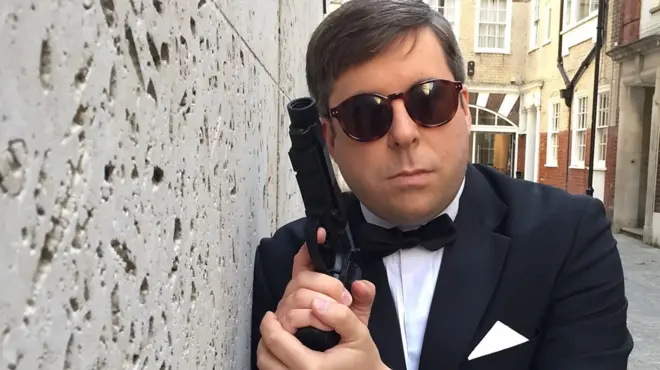 Бен Тавенер