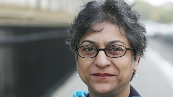 حقوق انسانی کی کارکن عاصمہ جہانگیر 66 برس کی عمر میں اتوار کو لاہور میں انتقال کر گئیں