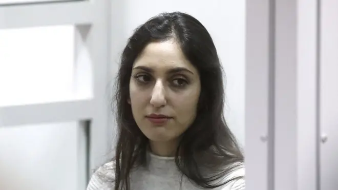 Наама Иссахар