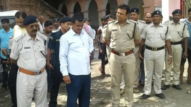 बिहार के बेगूसराय में तीन की पीट पीटकर हत्या