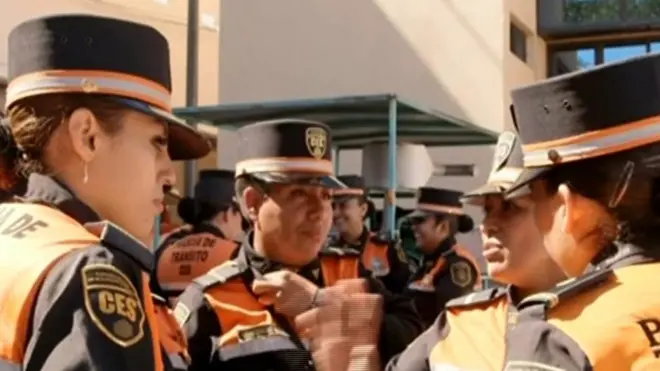 मेक्सिको में महिला पुलिस अधिकारी