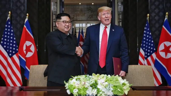 2차 북미정상회담에서 북한 핵 시설에 대한 신고, 검증 및 폐기에 합의할지 관심이 집중되고 있다