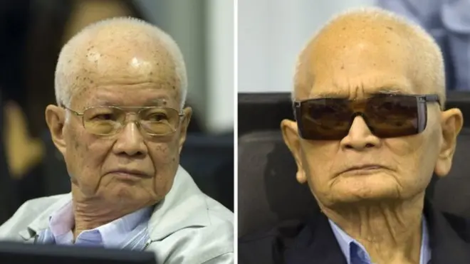 Khieu Samphan (L) and Nuon Chea (R) at the trial in Phnom Penh on 7 August 2014