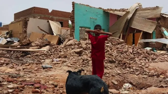 уништене куће у Картуму