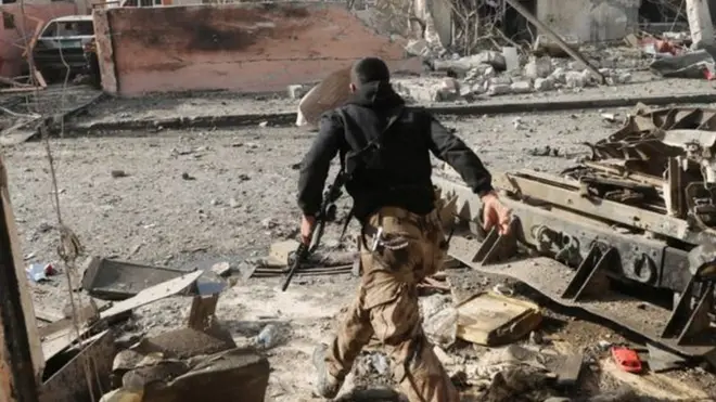 فلوجا میں ہونے والا یہ دوسرا حملہ ہے جسے دولت اسلامیہ نے قبول کیا ہے