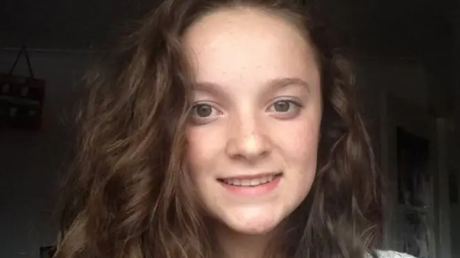 来自奥斯瓦尔德特威斯尔的15岁少女梅根·李元旦过世。