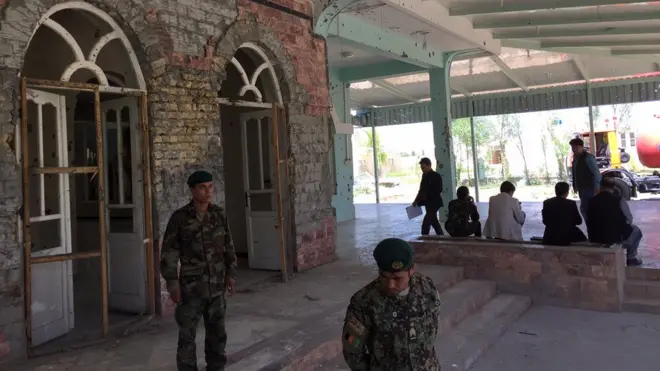 بلخ کې پر ۲۰۹ شاهین قول اردو د طالبانو برید تر سلو ډېر پوځيان ووژل