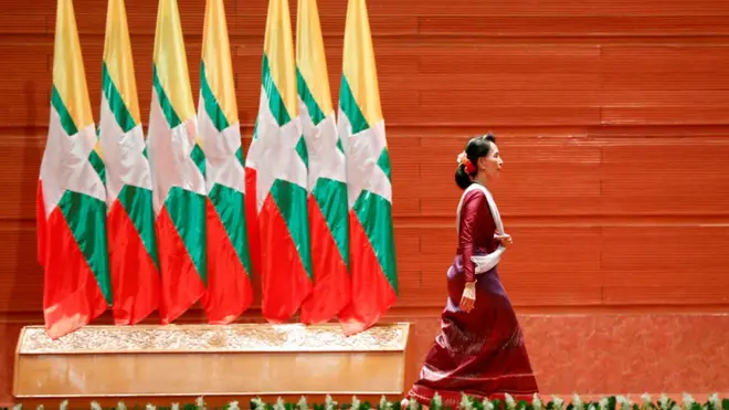 Aung San Suu Kyi antes de su discurso televisado este 19 de septiembre de 2017.