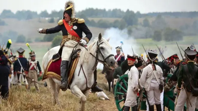 Олег Соколов во время своего перевоплощения в императора Наполеона