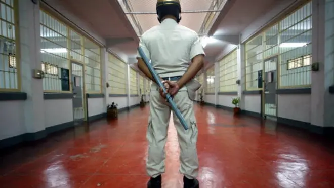 ผู้คุมในคุก