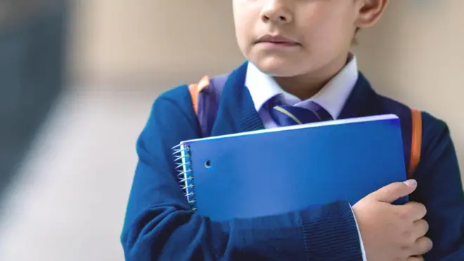 "부적절한 행동"이 교사 해임의 절반 이상을 차지했다