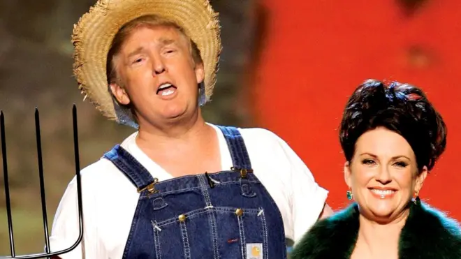 Канал NBC попросил Трампа спеть музыкальную тему из сериала "Зеленые просторы" на вручении премии "Эмми" в 2006 году