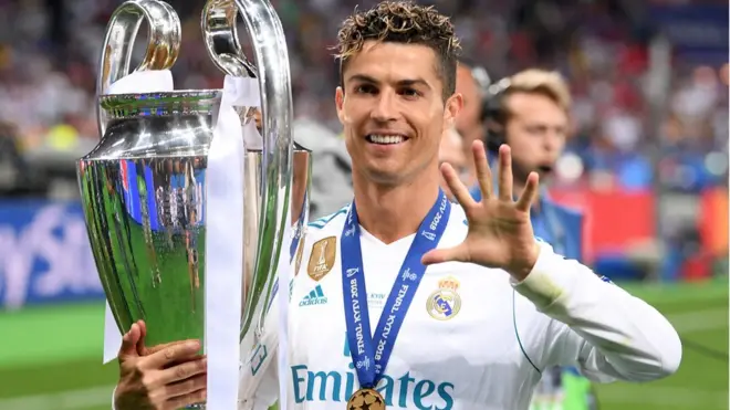 Christiano Ronaldo na di first player to win five Champions League title