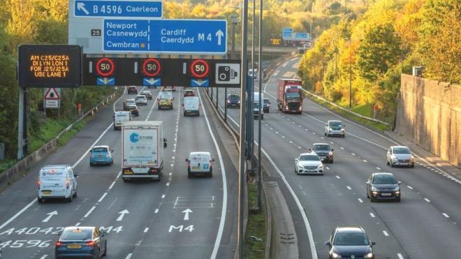 Climate change M4 drivers asked for views on tolls for older cars