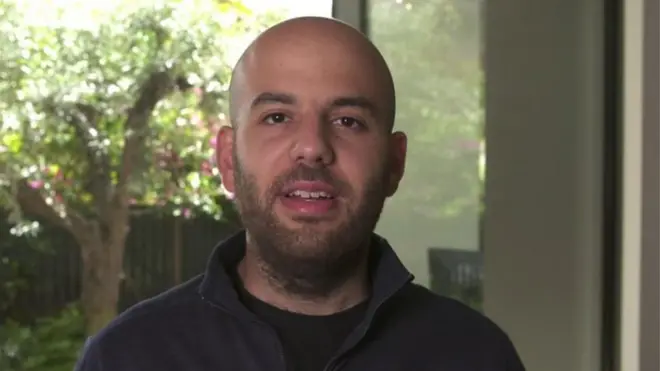 جوني بوفارات ينصح بالتخلي عن الغرور في العمل