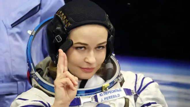 ☆宇宙の社長 No Gravity] President Egazawa's Space Routine - YouTube