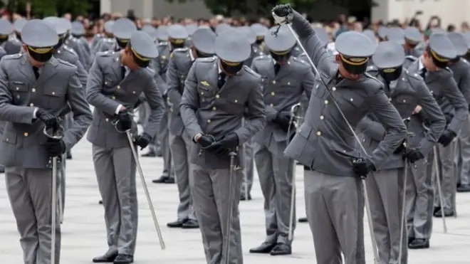 Quem introduz o tema aposentadoria ao diálogo com um militar tem que estar preparado para uma resposta que, invariavelmente, segue o mesmo roteiro: o discursojogo de baralho 21 onlineque eles não fazem parte da Previdência.