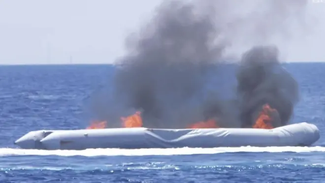 احراق قوارب على المتوسط