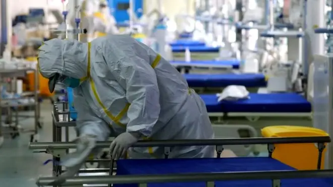 Больных в Италии сейчас слишком много, чтобы обеспечить каждому соответствующую заботу