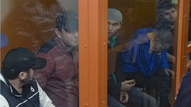 П'ять підсудних