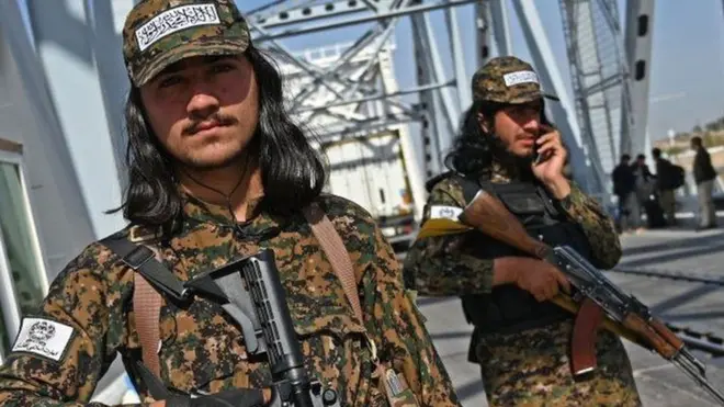 उज़्बेकिस्तान बोर्डर पर तालिबान के सुरक्षाकर्मी