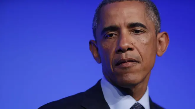 သမ္မတလောင်း တစ်ယောက်က ရုရှ နိုင်ငံရဲ့ မူဝါဒ တွေ ကို ချီးကျူး ပြောဆိုနေတာ ဟာ နိုင်ငံရေး လောကရဲ့ မကြုံစဖူး တဲ့ ဖြစ်စဉ် လို့လည်း အိုဘားမား က ပြော