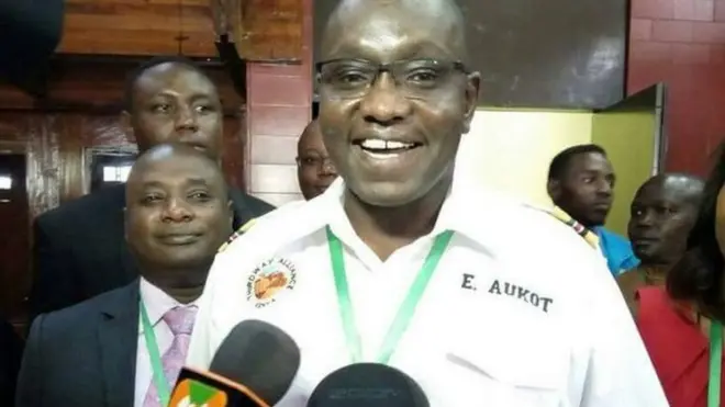 EKURU AUKOT