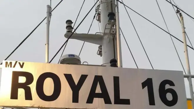 Sự việc xảy ra trong lúc tàu MV Royale 16 đang vận chuyển xi măng trên đường từ Hải Phòng đi Indonesia