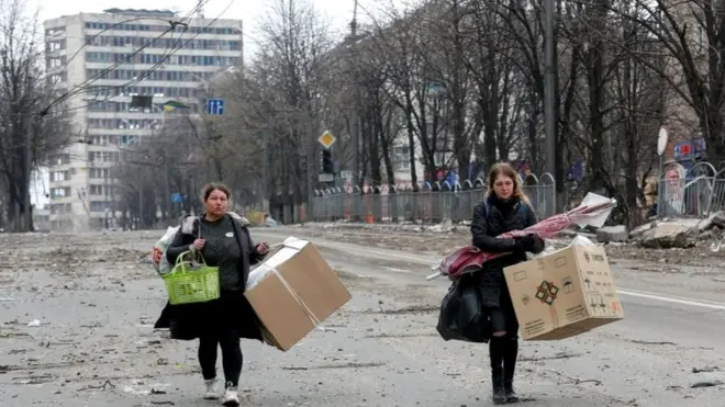 وضعیت انسانی ماریوپل بعد از هفته‌ها محاصره و بمباران شدید وخیم است
