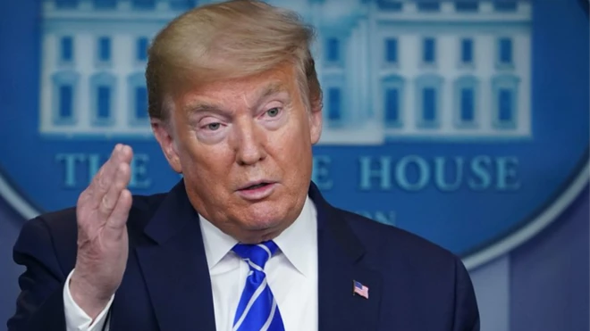 كرر الرئيس الأمريكي توجيه نصائح طبية منذ ظهور فيروس كورونا كانت مثيرة للجدل والانتقادات