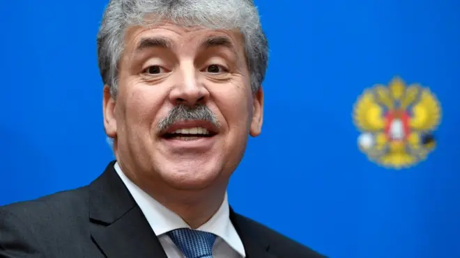 Кандидат утверждал, что закрыл все иностранные счета до регистрации