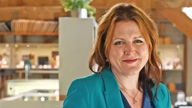 هریت کلسال میگوید چت جی بی تی، ربات محبوب هوش مصنوعی زیاد اشتباه میکند