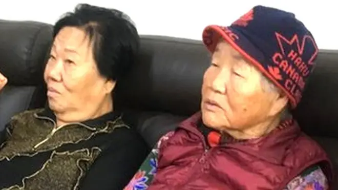 ગામના મોટાભાગના વુદ્ધો યુદ્ધના દિવસોને યાદ કરવા માગતા નથી