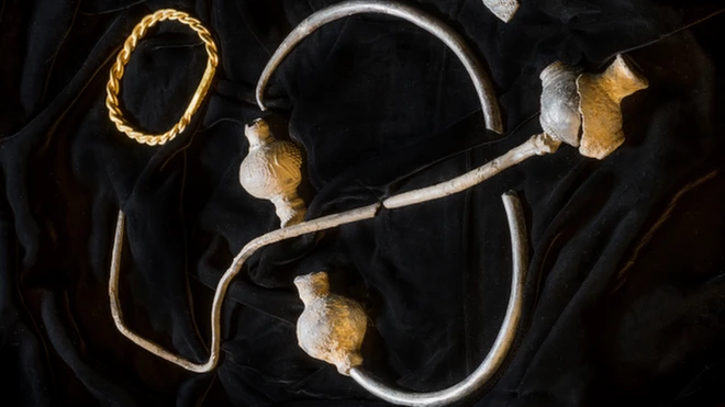 One of the latest finds included a large silver brooch and gold arm ring