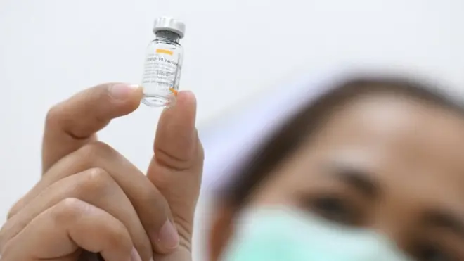 ขวดวัคซีนโควิด