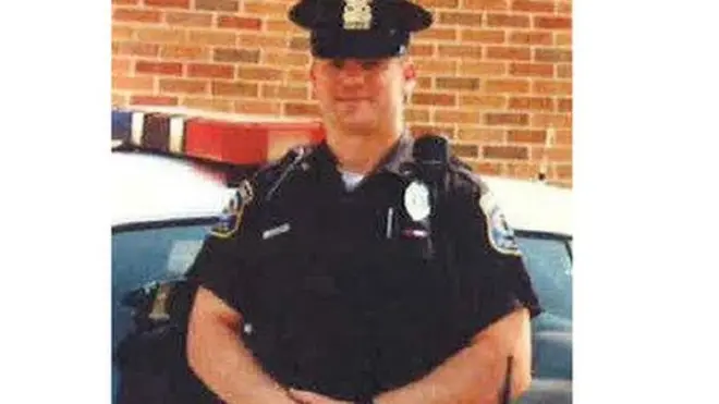 the officer መኩንን