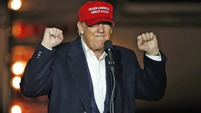 ڈونلڈ ٹرمپ پہلے پیچھے بتائے جا رہے تھے لیکن گذشتہ ہفتے سے کانٹے کے مقابلے کی امید ظاہر کی جا رہی ہے