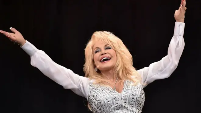 Doli Parton na Glastonberi festivalu 2014,