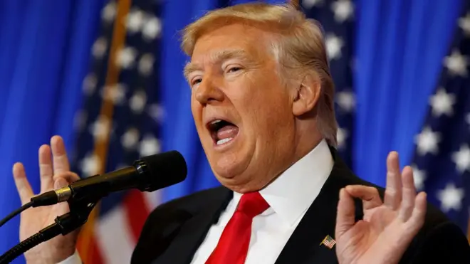 特朗普指责有关“桃色事件”文件完全是“骗人的假新闻”