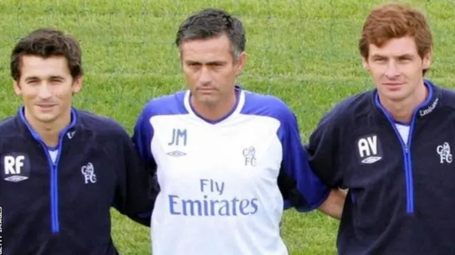 Rui Faria (kushoto) alijiunga na Mourinho (katikati) katika klabu ya mara yak ya kwanza 2004 pamoja na Andre Villas-Boas (kulia)