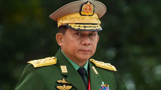 ဗိုလ်ချုပ်မှူးကြီးမင်းအောင်လှိုင်ရဲ့ အာဏာကစားပွဲ