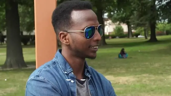 Abdi Iftin, Somalien vivant aux Etats-Unis après avoir gagné à une loterie.