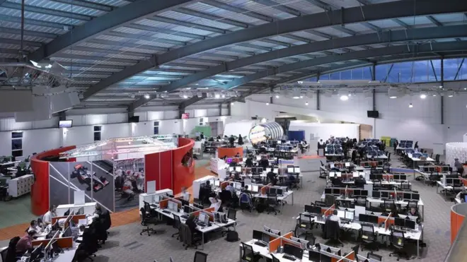 Penelitian menunjukkan bahwa tata ruang terbuka mengurangi kemampuan karyawan untuk fokus dan berkonsentrasi pada pekerjaan.