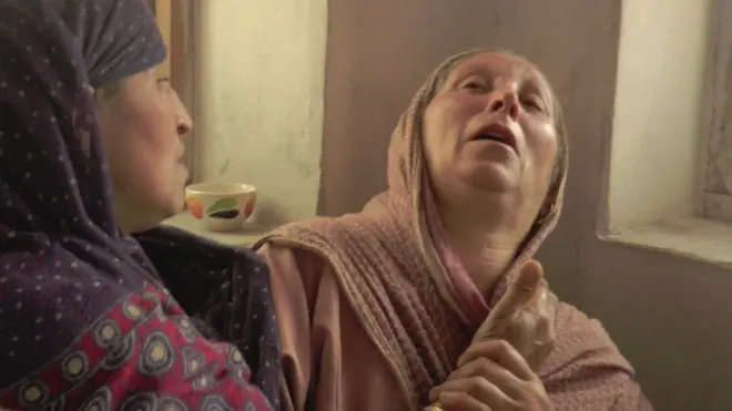 જાવેદ અહમદના માતા આશિયા