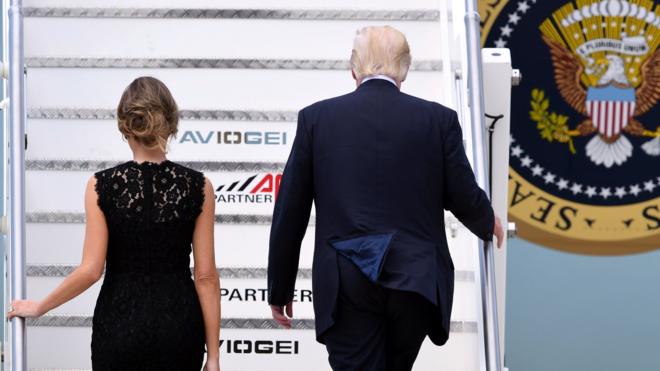 Трамп с супругой