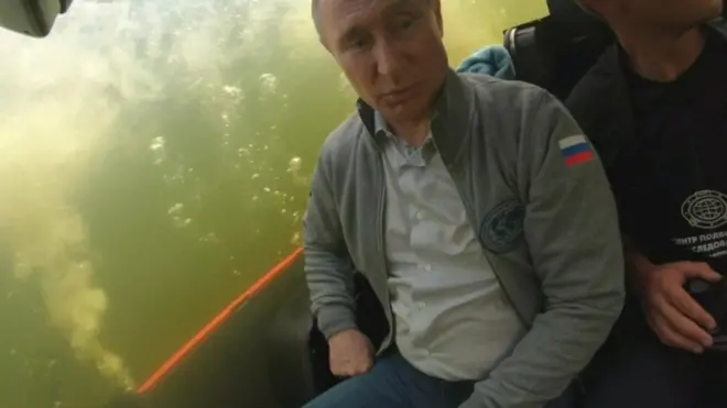 بوتين في قاع الخليج!