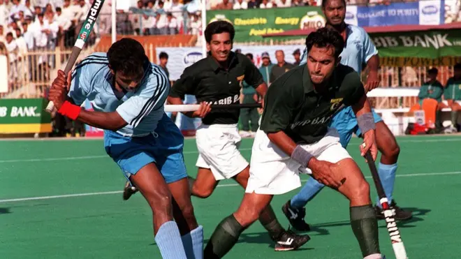 ماضی میں پاکستانی ٹیم کا شمار دنیا کی بہترین ٹیموں میں ہوتا تھا (فائل فوٹو)