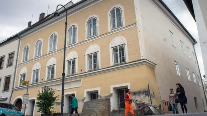 ऑस्ट्रिया में ध्वस्त किया जाएगा हिटलर का घर