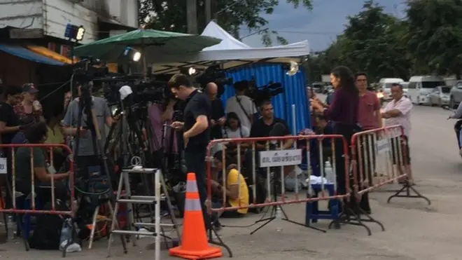 ผู้สื่อข่าวต่างชาติกล่าวถึงภารกิจถ้ำหลวงว่าอย่างไรบ้าง